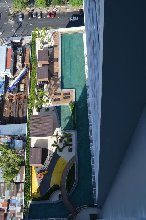 Jovic'S Condo At Breeze Residences. Manila Luaran gambar