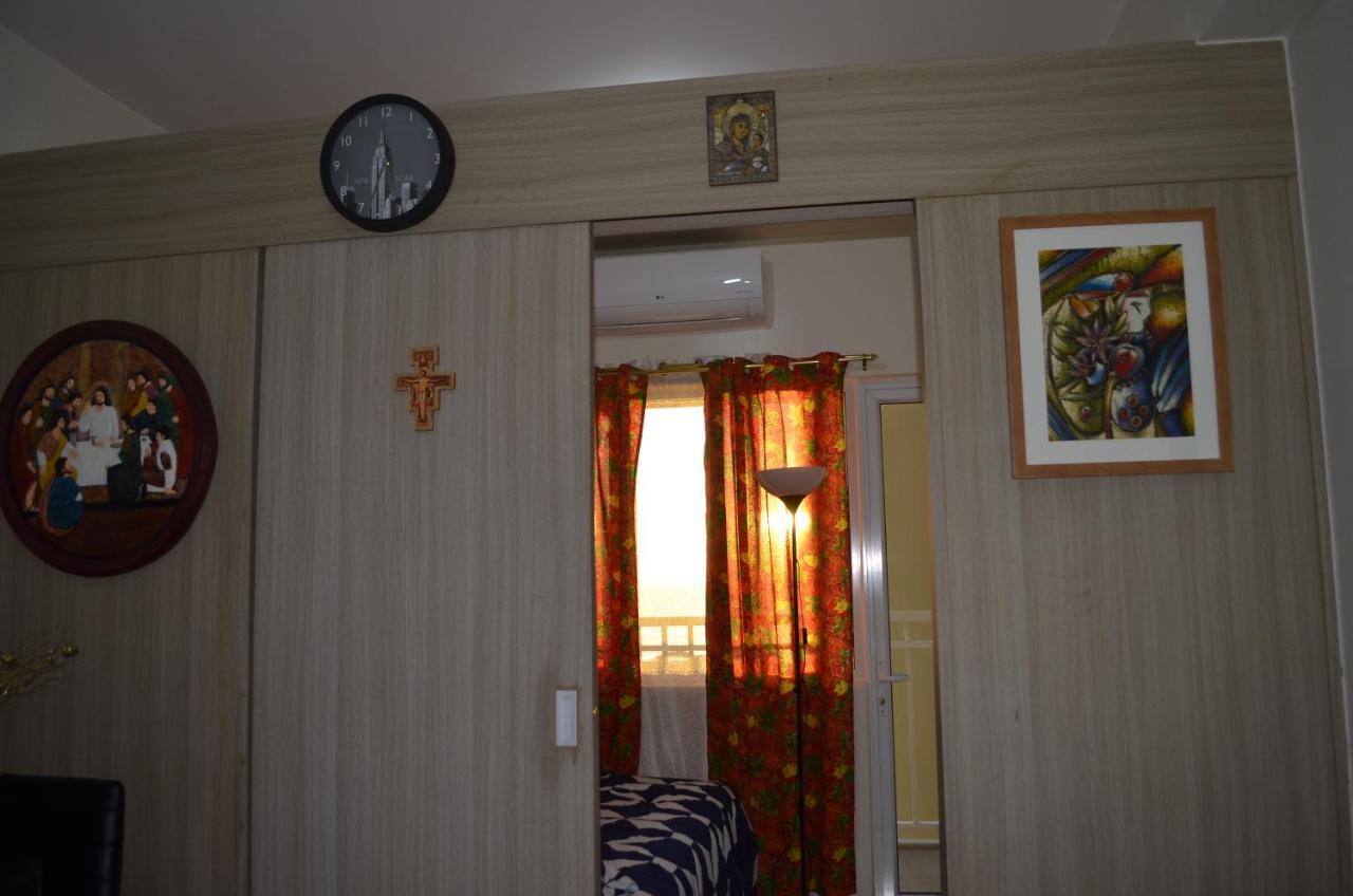 Jovic'S Condo At Breeze Residences. Manila Luaran gambar